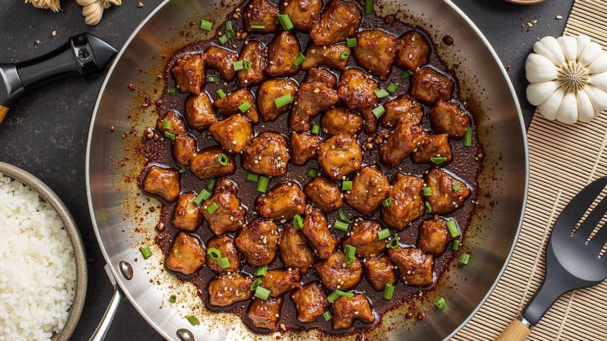 Lean Sesame Chicken with Edamame