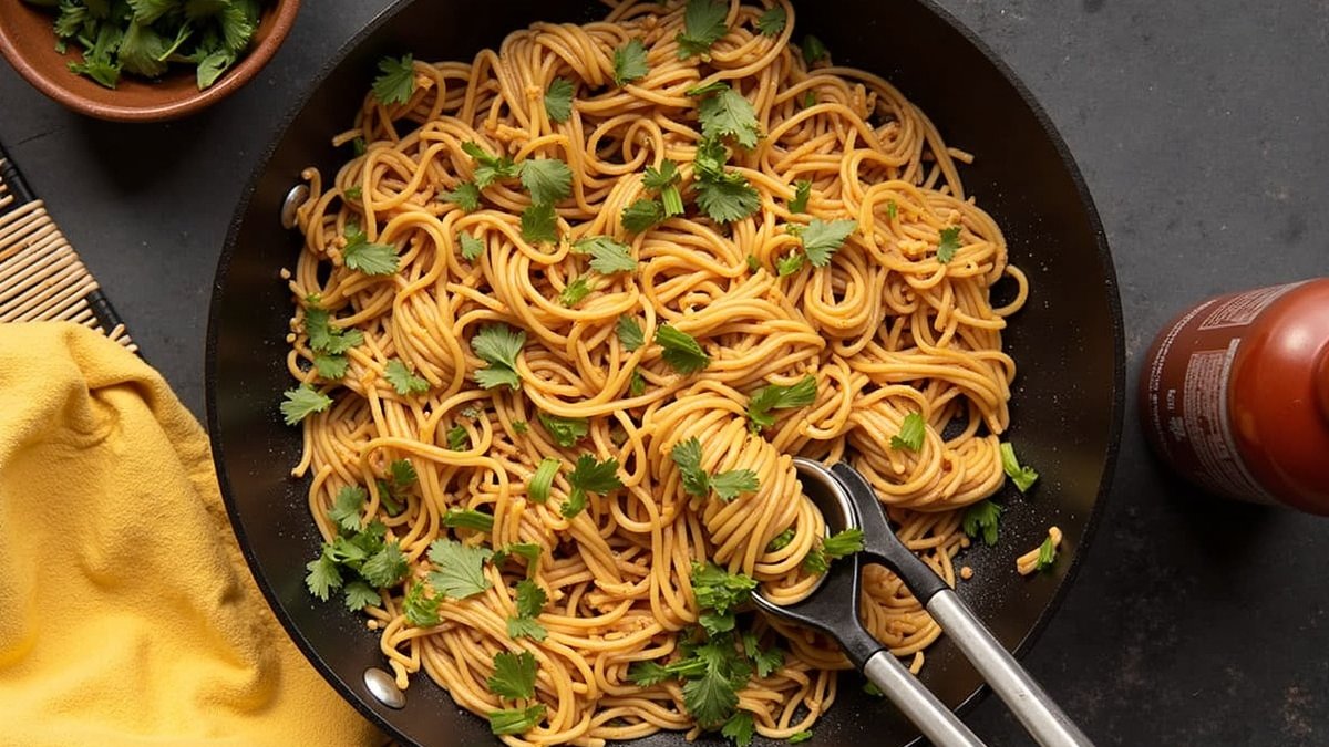 Quick Spicy Sriracha Egg Noodles